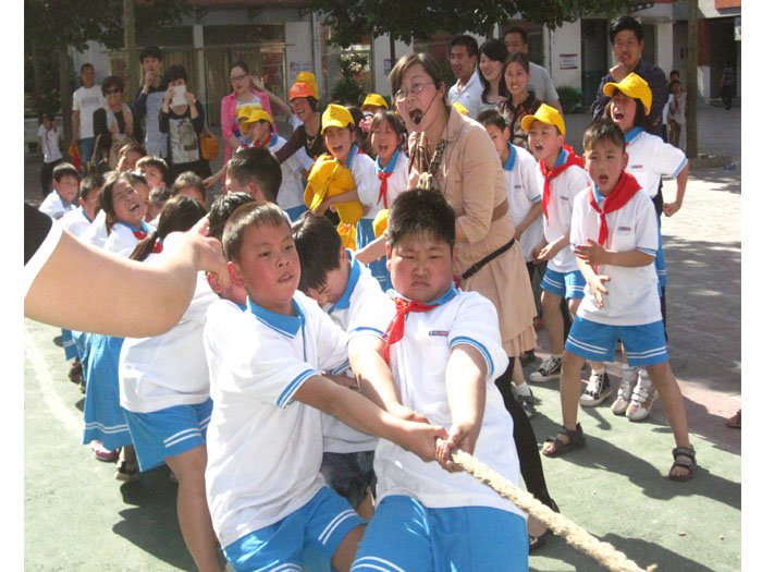 育才双语小学春季家校联谊运动会 育才双语小学春季家校联谊运动会