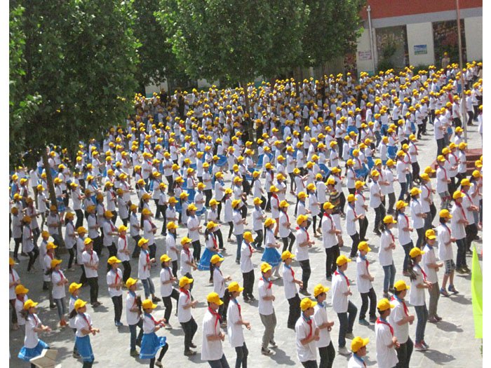 育才双语小学春季家校联谊运动会 育才双语小学春季家校联谊运动会