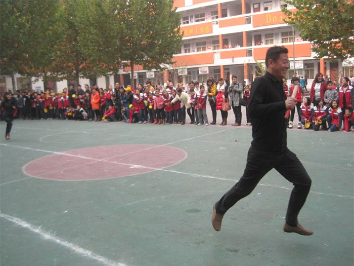 阳光运动 快乐健康 阳光运动 快乐健康