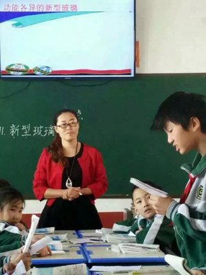 创设生动情境，构建有效课堂