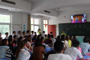 育才双语小学“庆六一  展特色”活动