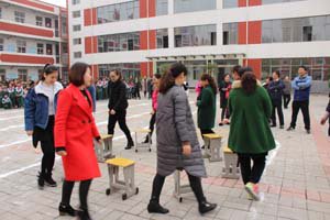 育才双语小学第十届冬季亲子运动会