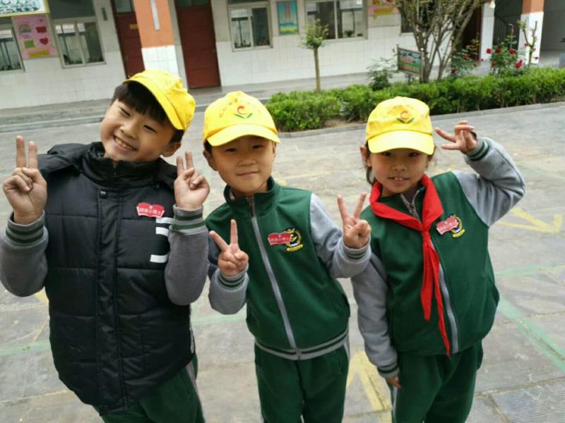 育才双语小学“阅读小博士”表彰大会暨世界读书日倡议 育才双语小学“阅读小博士”表彰大会暨世界读书日倡议