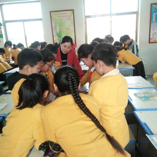 育才双语小学高年级数学组听评课活动 育才双语小学高年级数学组听评课活动