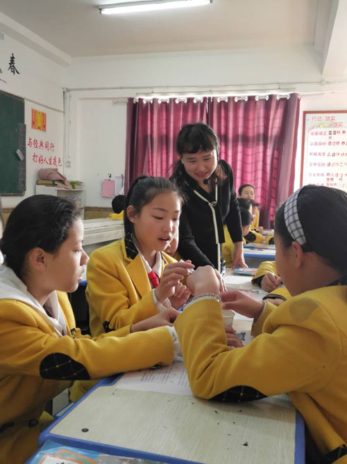 育才双语小学高年级数学组听评课活动 育才双语小学高年级数学组听评课活动