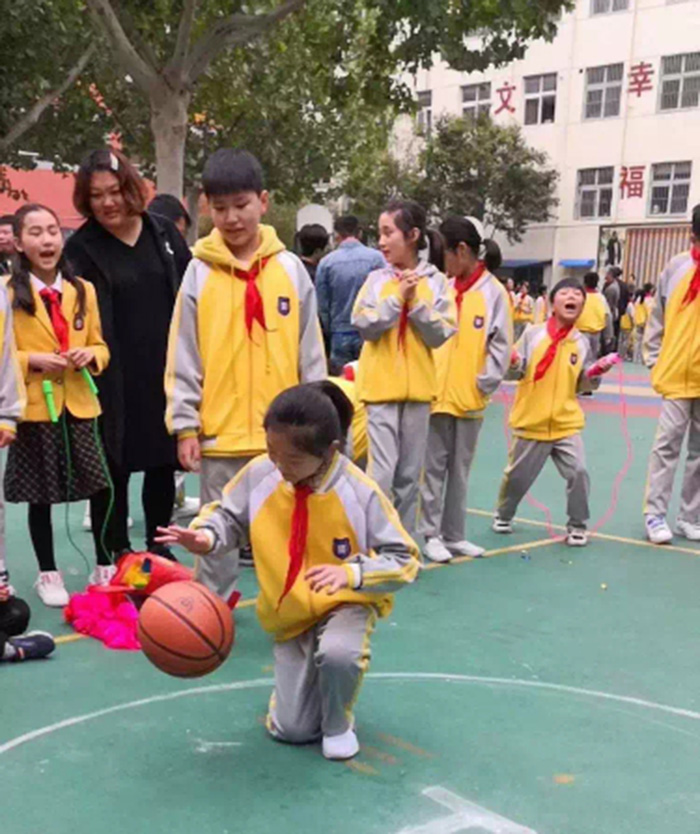 育才双语小学“亲子智趣” 运动会 育才双语小学“亲子智趣” 运动会
