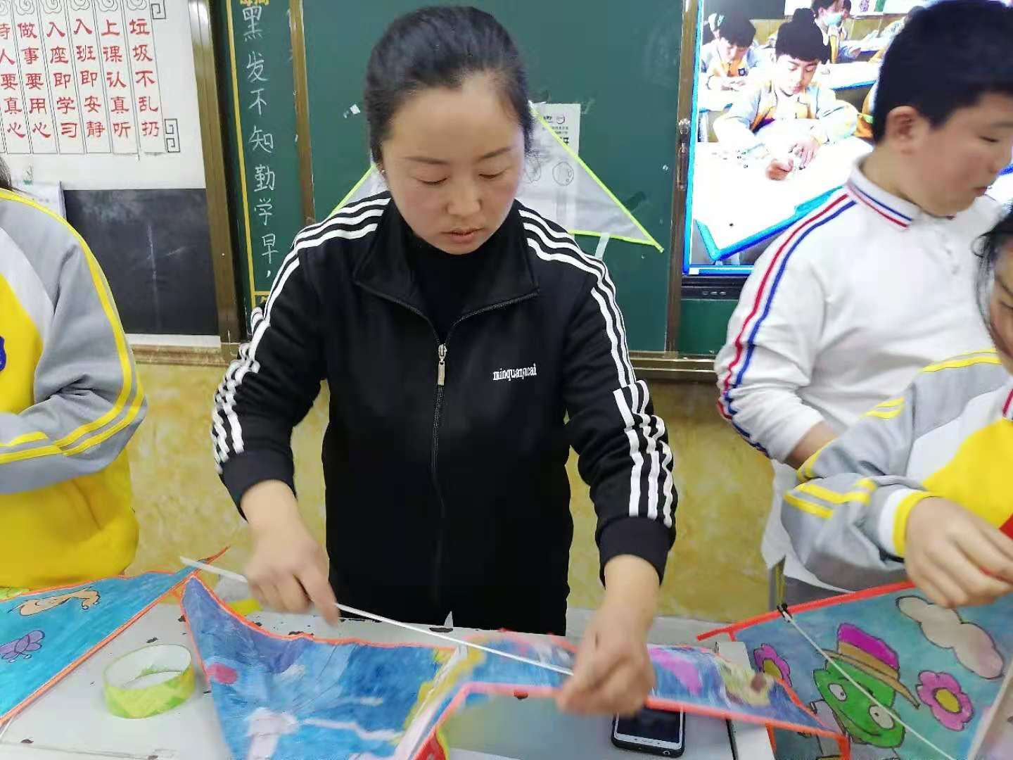 激发兴趣，快乐教学