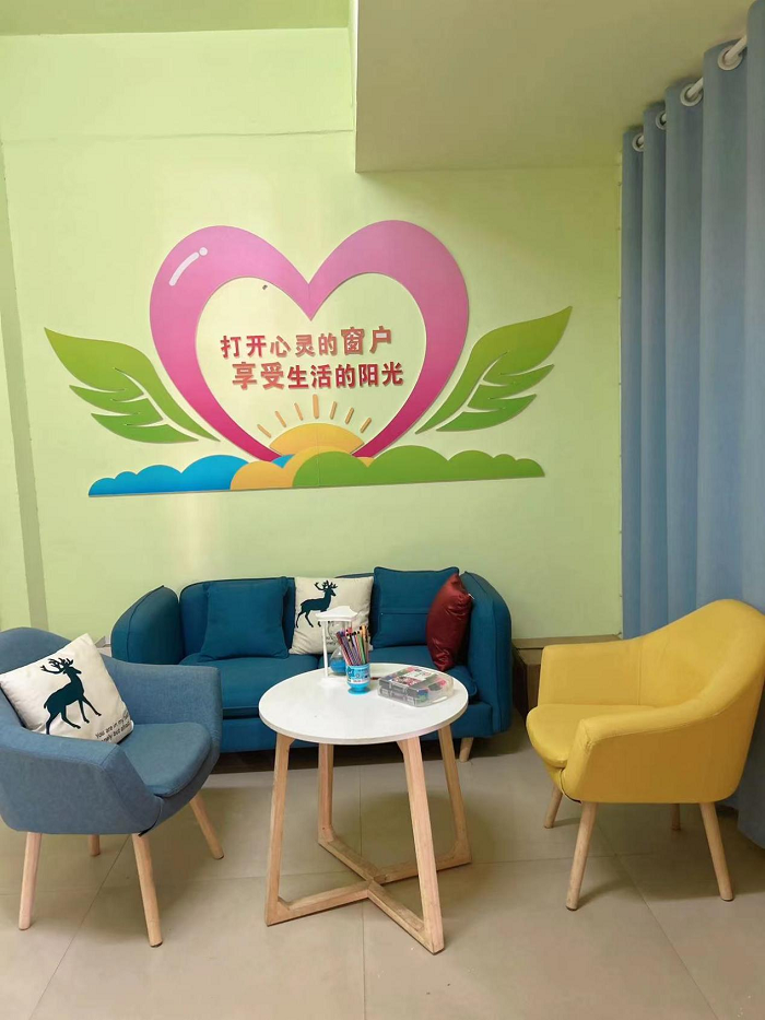 爱心传递   情暖校园