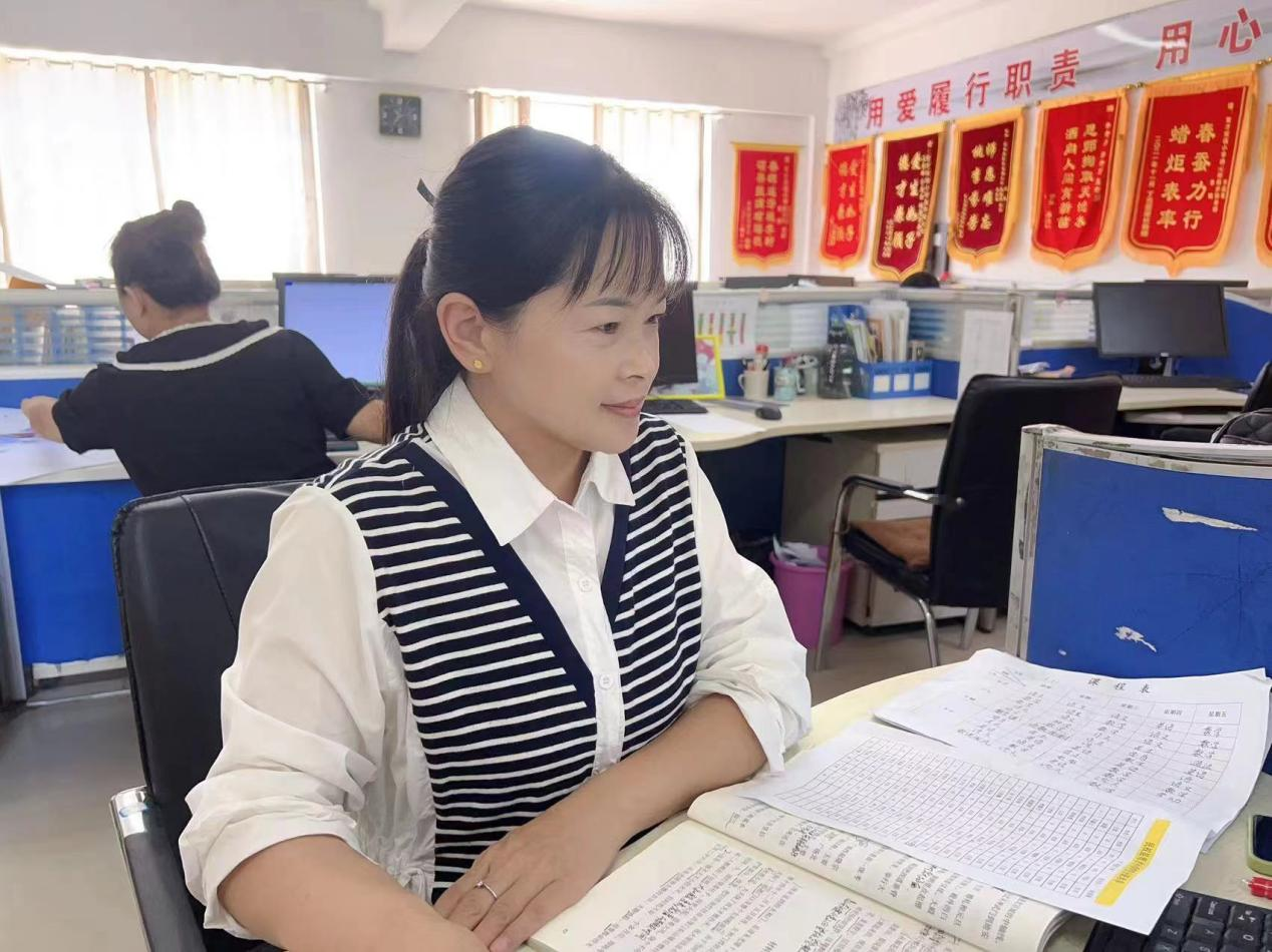 凝心聚力启新程  乘风破浪谱新篇