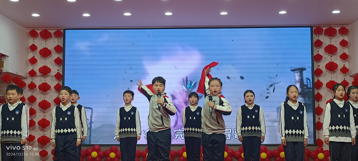 欢声笑语迎元旦  师生联欢启新年 ——民权县育才小学元旦联欢会