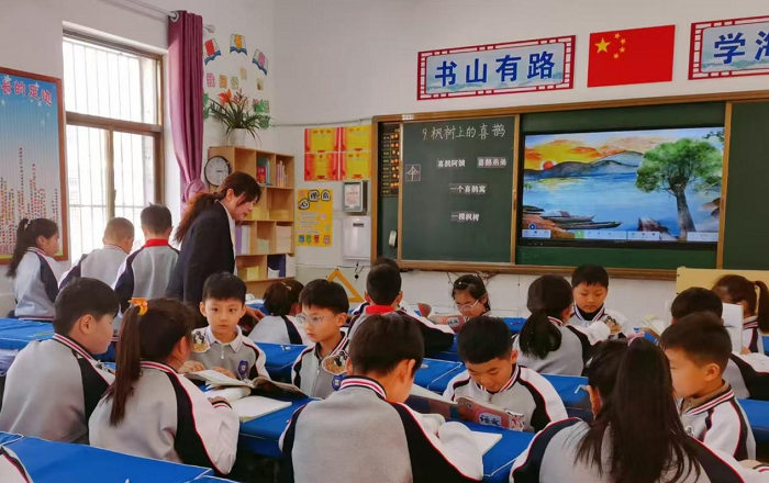 一花独放不是春，百花齐放春满园 ——民权县育才小学低年级语文听