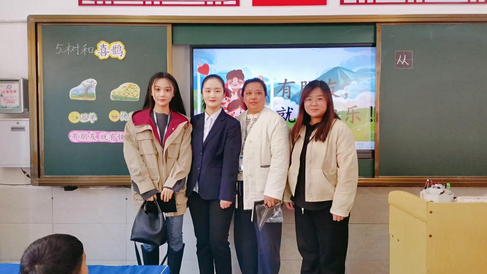 一花独放不是春，百花齐放春满园 ——民权县育才小学低年级语文听