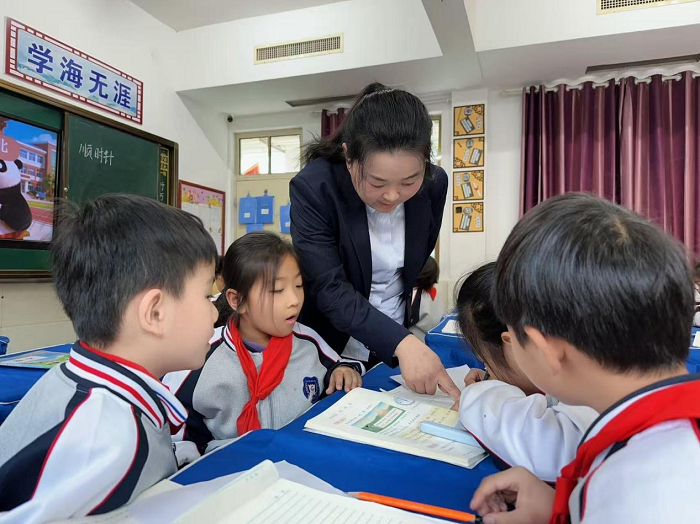 思想碰撞  “数”你最棒 ——民权县育才小学数学研讨开放周活动