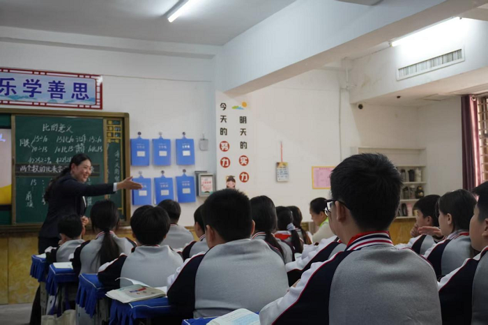 思想碰撞  “数”你最棒 ——民权县育才小学数学研讨开放周活动