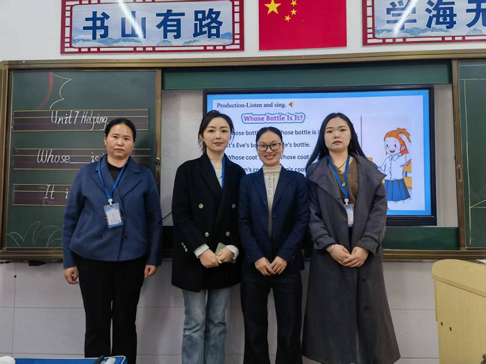 设计巧思量,课堂闪光芒 ——民权育才小学英语组听评课 设计巧思量,课堂闪光芒 ——民权育才小学英语组听评课