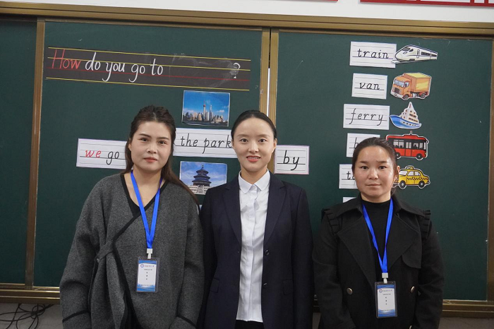 设计巧思量,课堂闪光芒 ——民权育才小学英语组听评课 设计巧思量,课堂闪光芒 ——民权育才小学英语组听评课