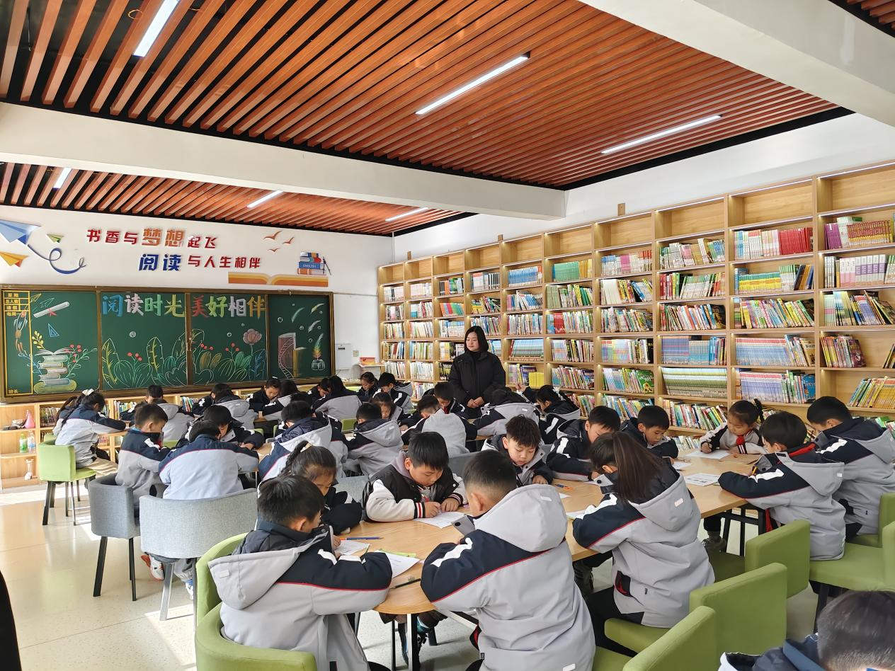 算赢时间  破解难题 ——民权县育才小学“小数学 大智慧” 数学活