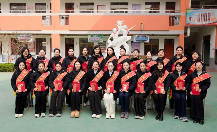 策马扬鞭开新局  奋楫笃行创佳绩 ——民权县育才小学2026春季开学典