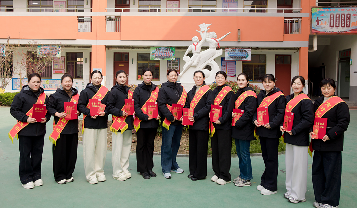 策马扬鞭开新局  奋楫笃行创佳绩 ——民权县育才小学2026春季开学典