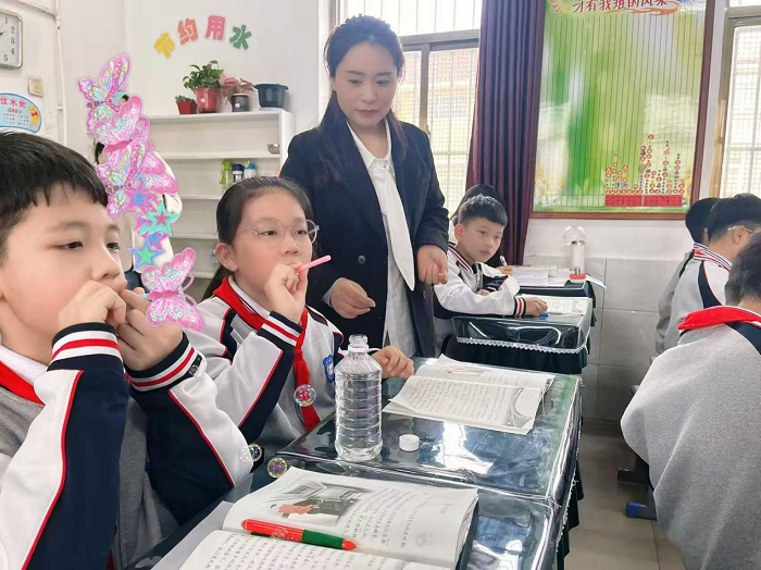 邂逅语文之美 共研课堂芳华 ------民权县育才小学语文组听 邂逅语文之美 共研课堂芳华 ------民权县育才小学语文组听