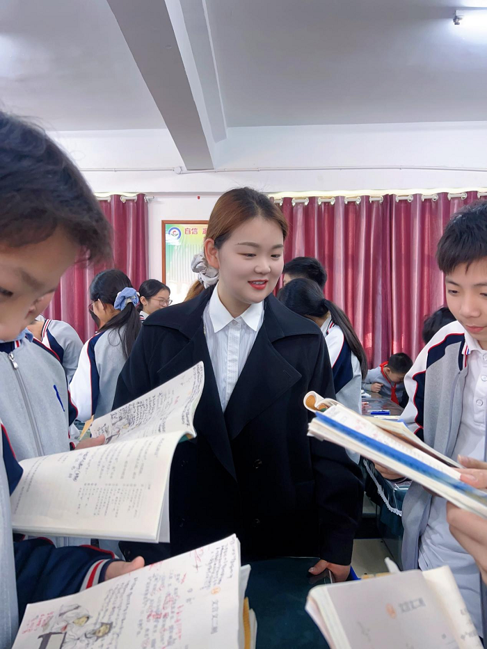 邂逅语文之美 共研课堂芳华 ------民权县育才小学语文组听 邂逅语文之美 共研课堂芳华 ------民权县育才小学语文组听