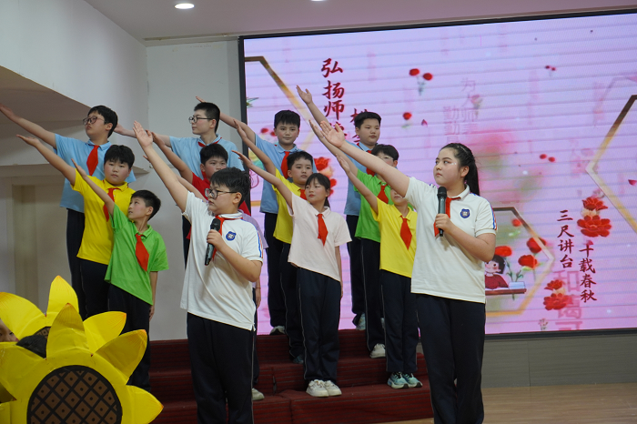 心怀感恩   向阳而行 ------民权县育才小学感恩朗诵比赛