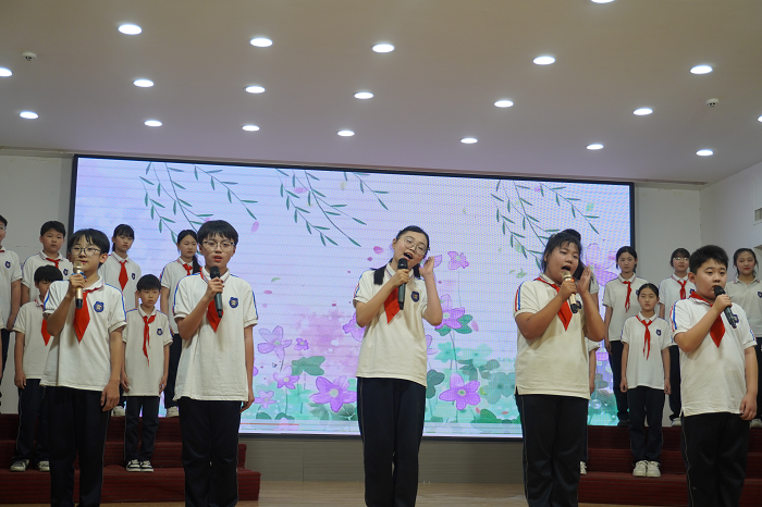 心怀感恩   向阳而行 ------民权县育才小学感恩朗诵比赛