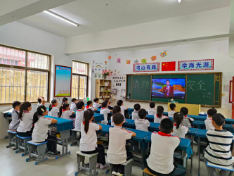 筑牢防线 安全’’童’’行|育才小学开展消防