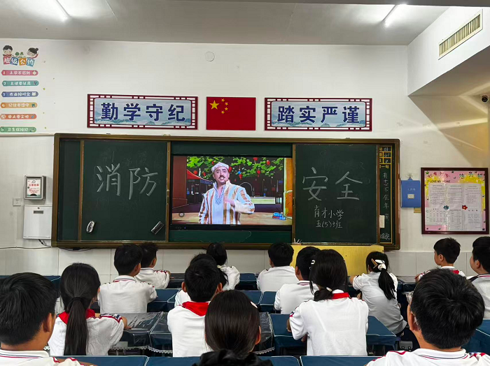 筑牢防线 安全’’童’’行|育才小学开展消防应急疏散演练暨教职 筑牢防线 安全’’童’’行|育才小学开展消防应急疏散演练暨教职