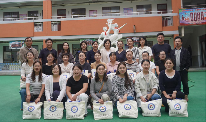 为爱同行,“委”以重任 ——民权县育才小学召开第20届家委会会议 为爱同行,“委”以重任 ——民权县育才小学召开第20届家委会会议