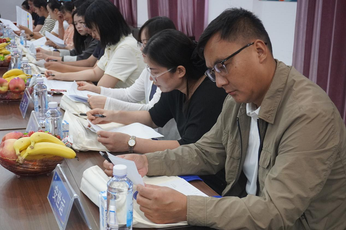 为爱同行,“委”以重任 ——民权县育才小学召开第20届家委会会议 为爱同行,“委”以重任 ——民权县育才小学召开第20届家委会会议
