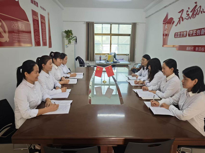 深耕课堂提质效 听课评课促成长 ——民权县育才小学语文组听评课 深耕课堂提质效 听课评课促成长 ——民权县育才小学语文组听评课