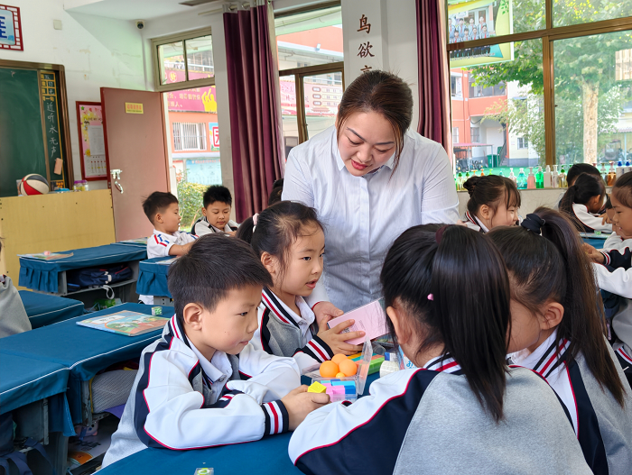 深耕数学课堂 聚力教研共进 ----------民权县育才小学数学 深耕数学课堂 聚力教研共进 ----------民权县育才小学数学
