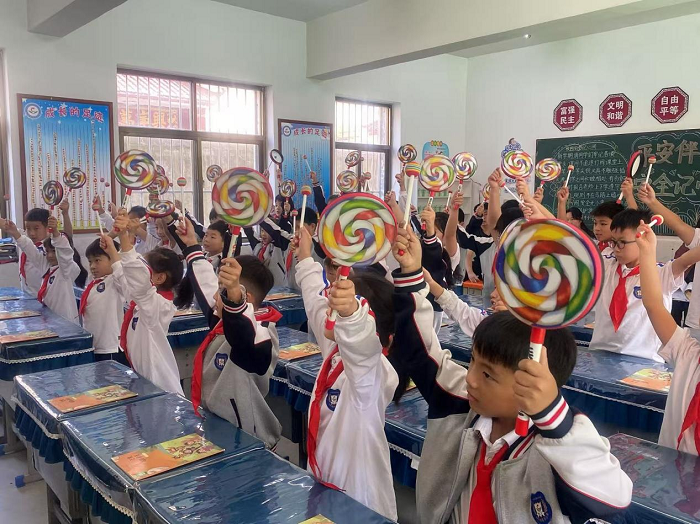 异彩纷呈展课堂，五育并举润童心                      ----民权县育才小