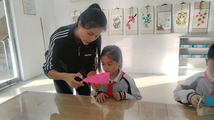 异彩纷呈展课堂，五育并举润童心                      ----民权县育才小