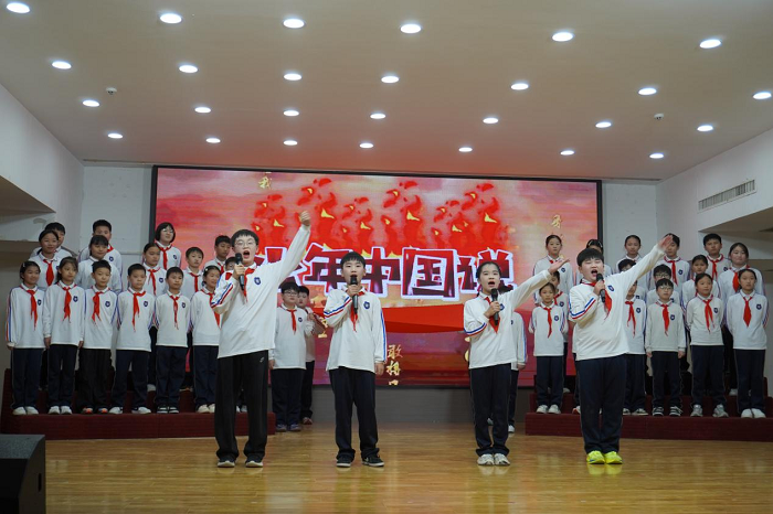 诵红色经典 做强国少年 ——民权县育才小学高年级爱国诗词诵读大